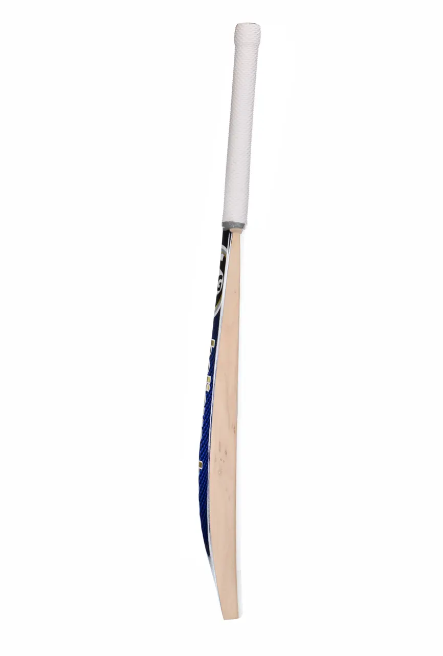 0008140_size-5-sg-thunder-plus-cricket-bat.webp