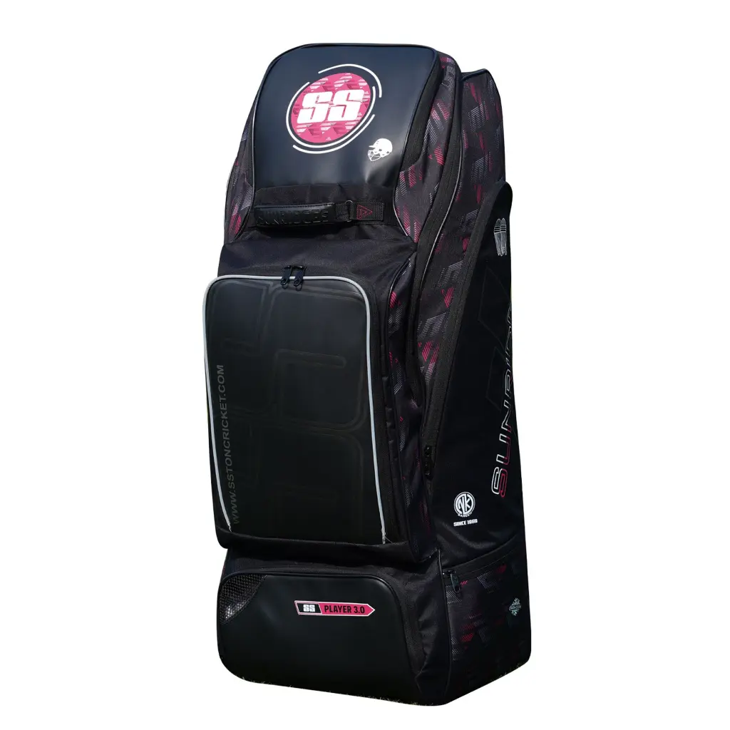 SS-Player-3.0-Kit-Bag-scaled.webp