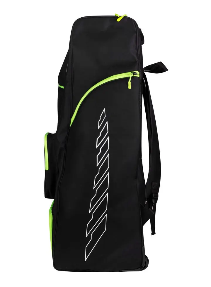 DUFFLE-WHEELIE-BAG-3_720x_560f3f0b-c5c7-4588-b30c-ea616002416e.webp