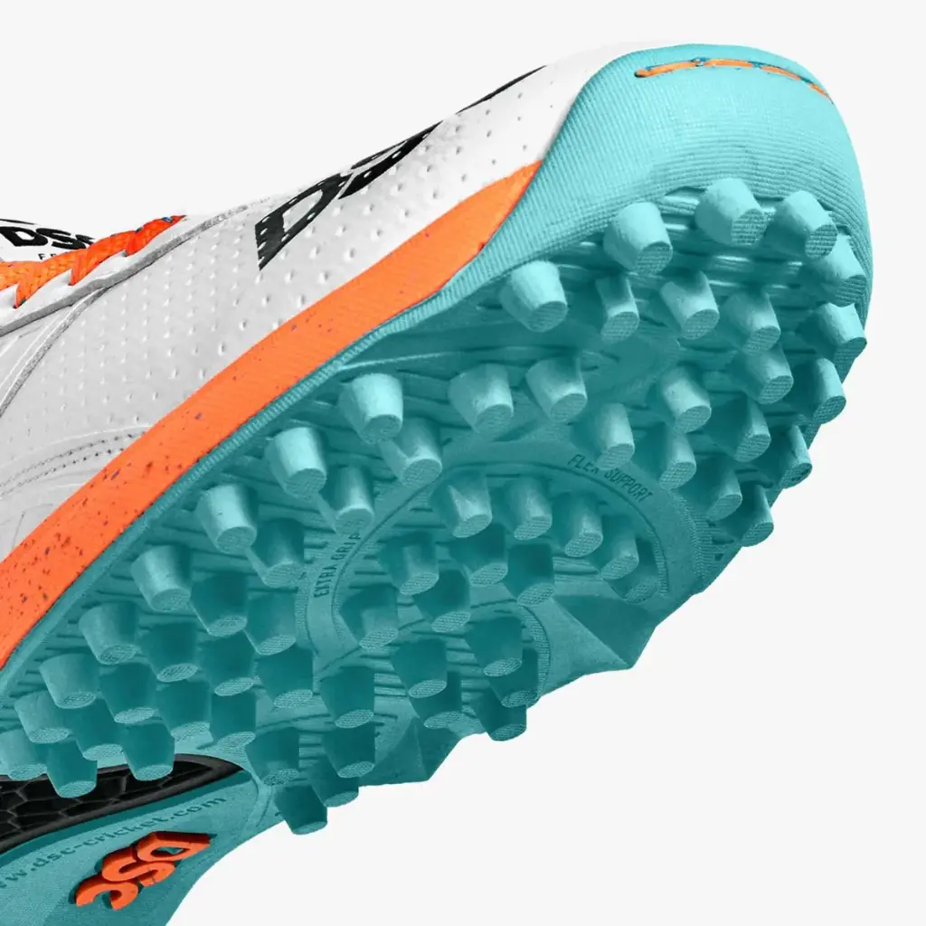 jaffa-22-white-orange-cricket-shoes-4_2.webp
