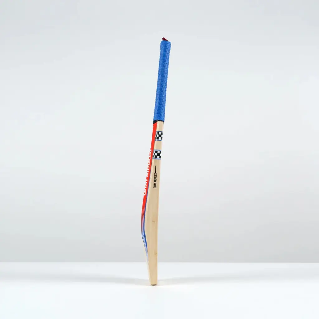 CAHA25English_20Willow_20Bats_20Stratos_20Gen_201.0_20Pro_20Performance_20Bat_20Right_20Edge_d438bedc-9f68-4727-86b2-6a34141df066.webp