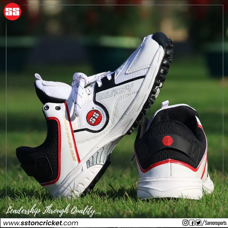  SS Gutsy Shoes