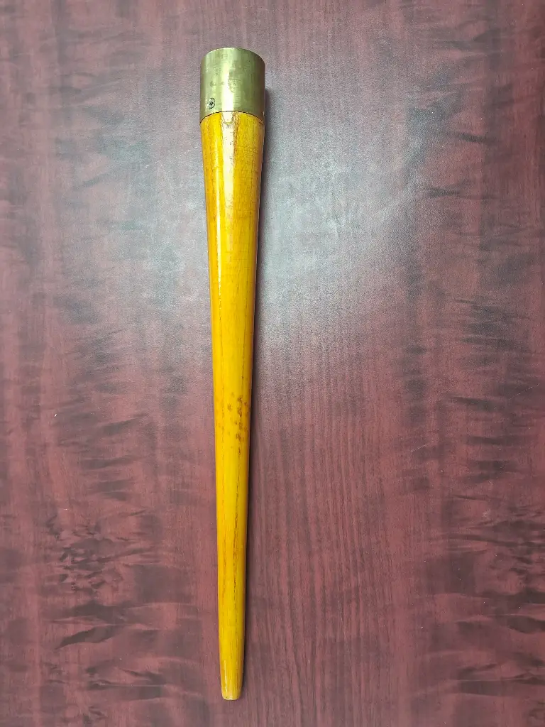 Red Leafs Grip Cone